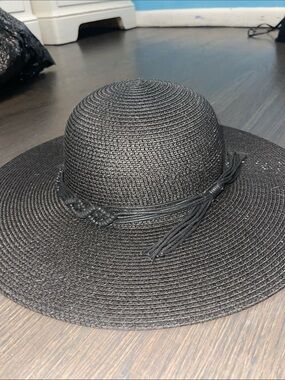 Max Studio Black Wide-Brim Braided Straw Sun Hat